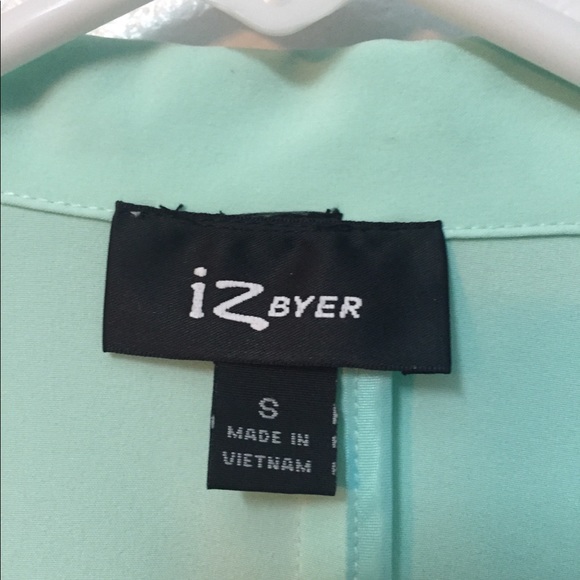 Mint Iz Byer Crop Blazer - Picture 3 of 3